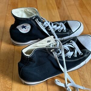 Black high-top converse